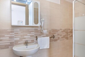 Shower, bidet