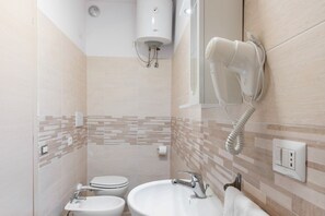 Een douche, een bidet