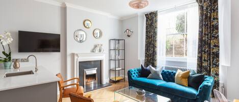 City Villa | Living area