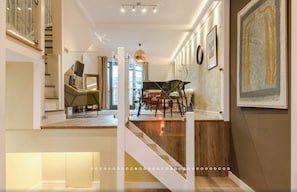 Living area - Neon Dream Playfull 2 bedroom (London)