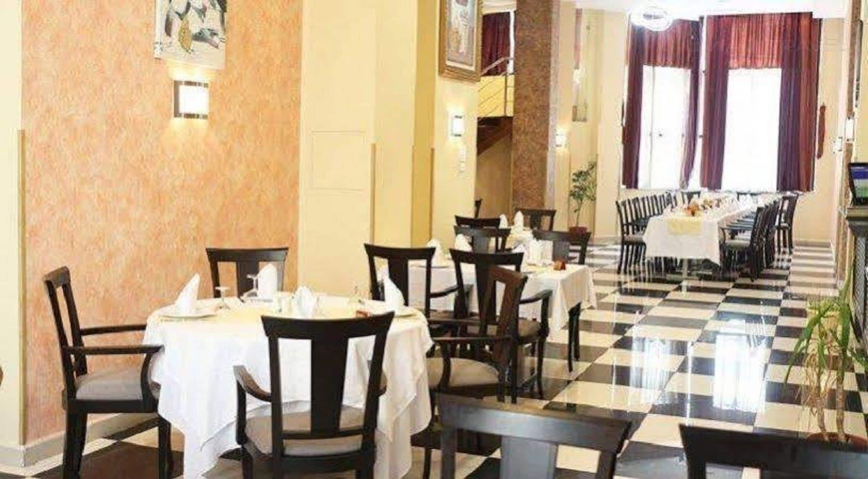 Breakfast, lunch, dinner served; local and international cuisine 