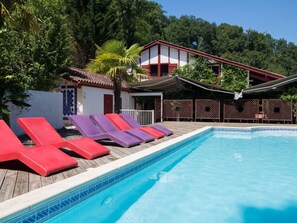 Piscine extérieure, piscine chauffée