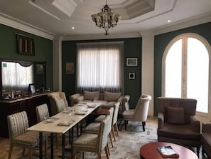 Free daily buffet breakfast - Hotel Le Grand Bassin (Tlemcen)