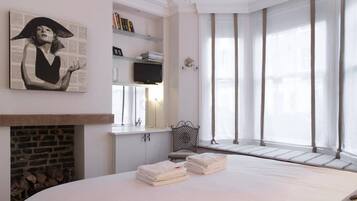 Luxury-Apartment | 1 Schlafzimmer, Bügeleisen/Bügelbrett, kostenloses WLAN, Bettwäsche