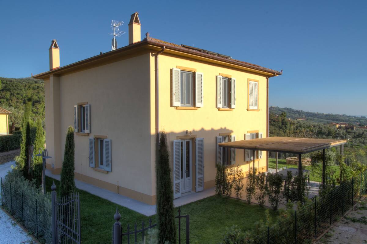 Villa - 4 sovrum - privat pool (Uliveta) | Skrivbord, gratis barnsängar, gratis wi-fi och sängkläder
