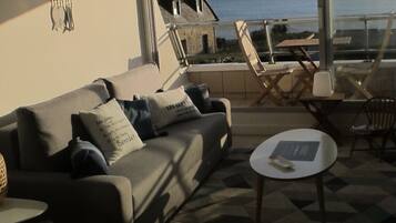 電視、DVD 播放機、音響