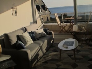 电视、DVD 播放器、立体声音响