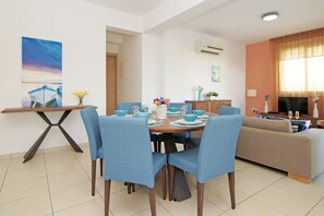 Dining - MADISON - 3Bed Villa with private pool within walking distance to Pernera Resort Center (Paralimni)