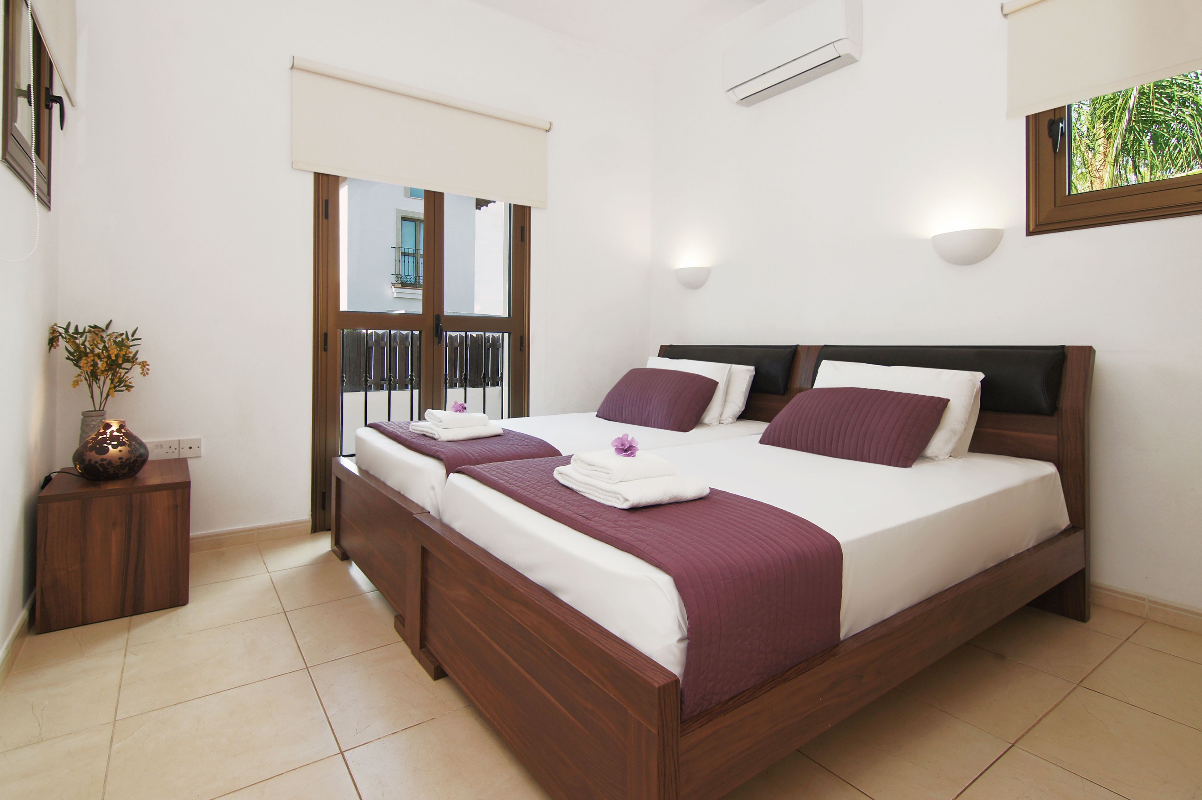 2 bedrooms, iron/ironing board, Internet, bed sheets