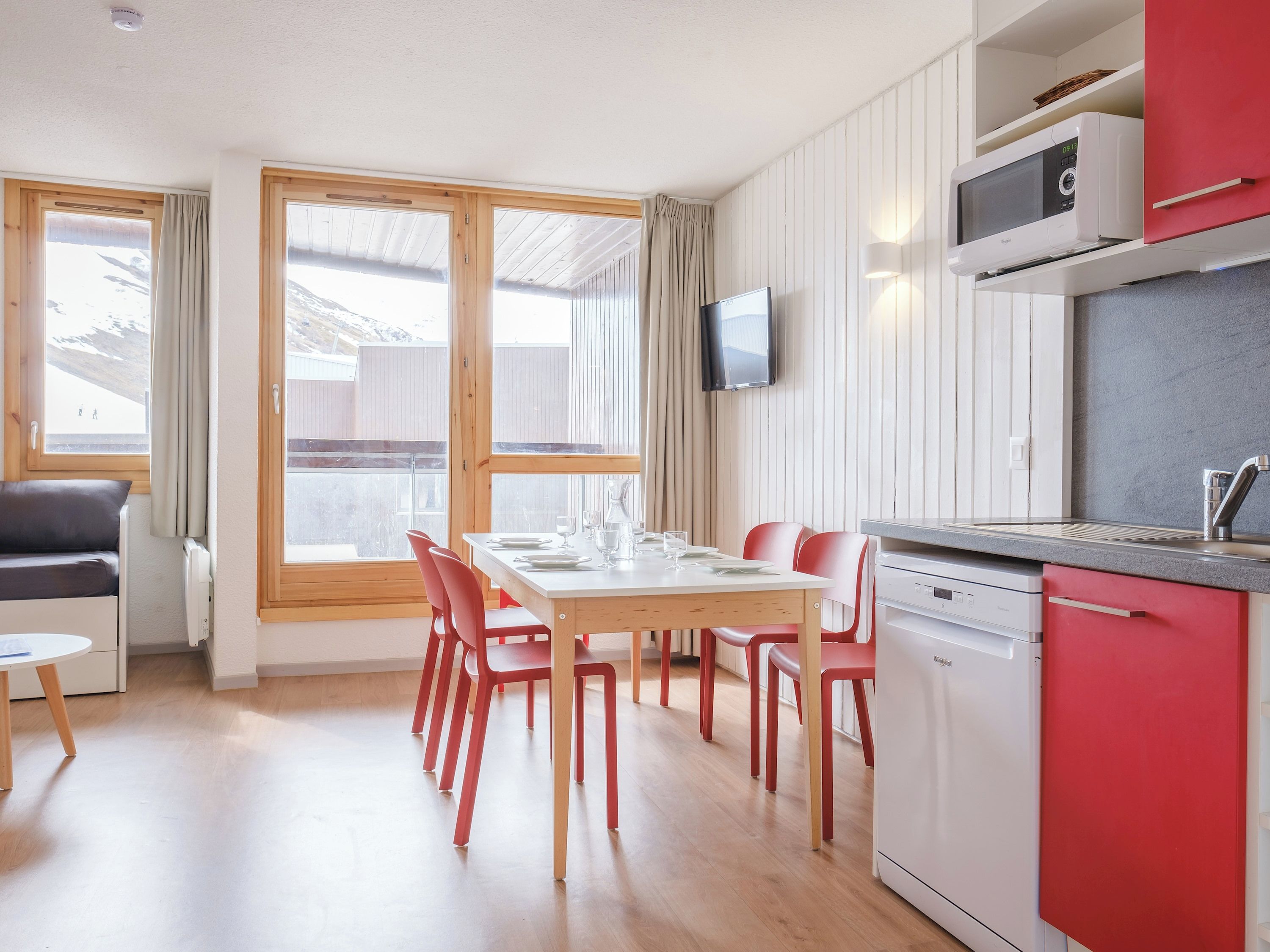 Apartment (1 Bedroom) | Interior