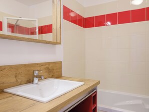 Studio (2697943, Bâtiment B) | Bathroom