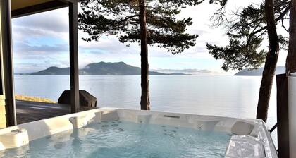 Orcas Island, Doe Bay Getaway #229