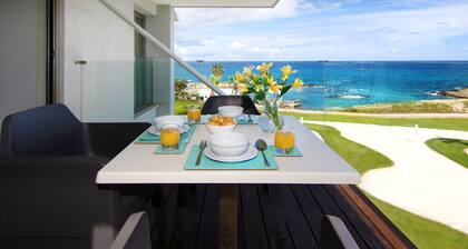 1Bed Apt with Mediterannian Sea View withing walking distance to White Sandy Beach - JOSEPHINE