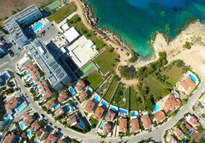 Aerial view - Victoria Apartment - Coralli Beachfront Resort (Paralimni)