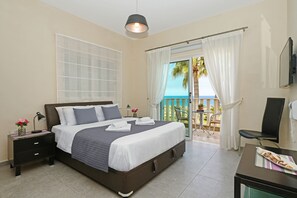 3 bedrooms, iron/ironing board, Internet, bed sheets - VILLA VENUS - 3BED IN CAVO GRECO AREA (Paralimni)