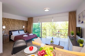1 bedroom, iron/ironing board, Internet, bed sheets