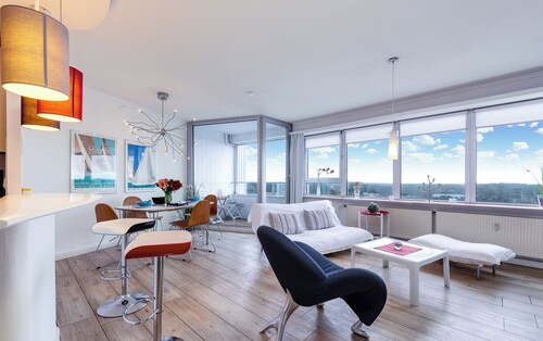 Schleiverliebt im Wikingturm 19.8 - 19. Stock, Aufzug, Balkon, Dusche, Parkplatz