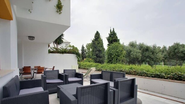 Apartamento (3 Bedrooms) | Balcón