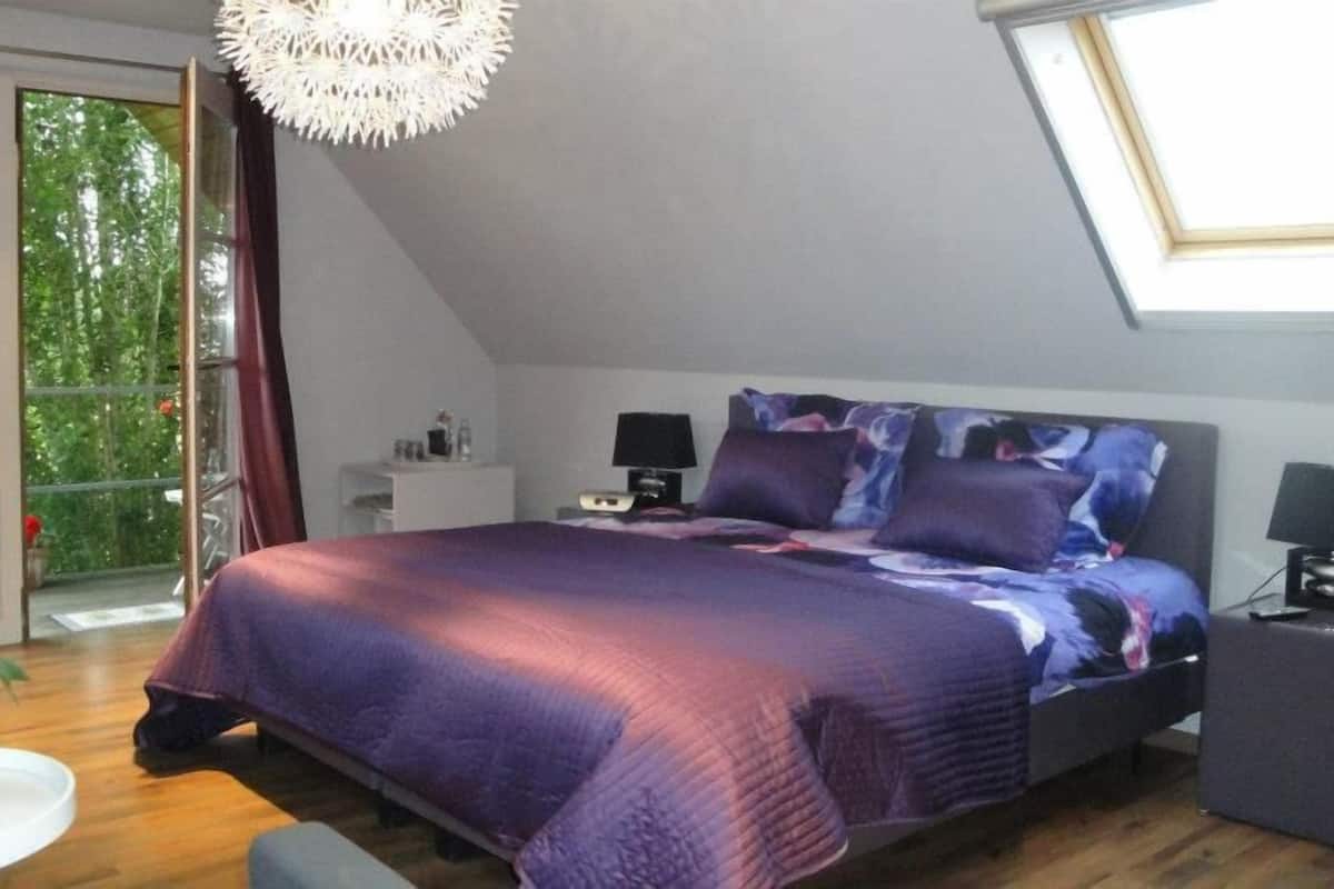 Deluxe Double Room, Bathtub
