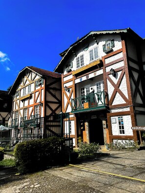 Front of property - Pousada Chamonix (Teresópolis)