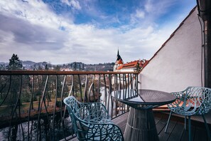 Studiosuite, peis | Utsikt fra balkong