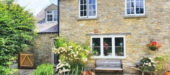 Beautiful, Quiet, Countryside Cottage in the foothills of the Cotswolds