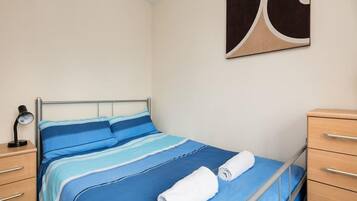 Business House | 6 bedrooms, premium bedding, individually decorated