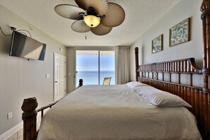 3 bedrooms, iron/ironing board, internet, bed sheets