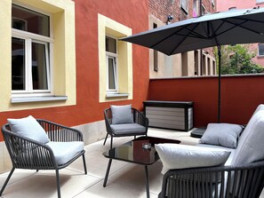 3-Zimmer Supreme Apartment mit 2 Schlafzimmern, 1 Wohnzimmer und Terrasse oder Galerie | Terrace/patio