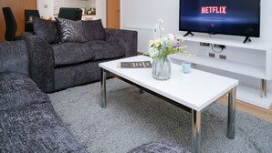 Unclassified image, 4 of 10, button - Onyx Luxury Stylish City Apartments (Birmingham)
