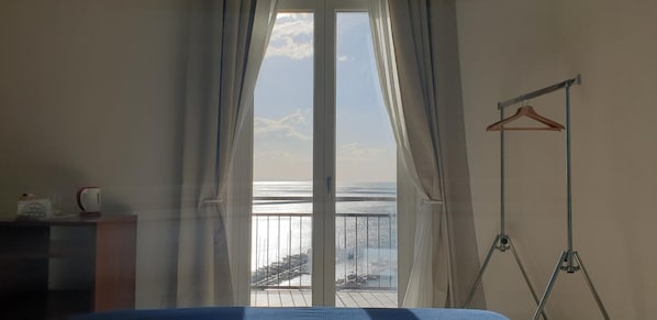 Allergikerbettwaren, Daunenbettdecken, Betten mit Memory-Foam-Matratzen