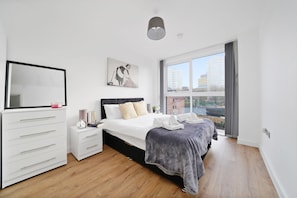 2 bedrooms, individually decorated, individually furnished - Onyx Luxury Stylish City Apartments (Birmingham)