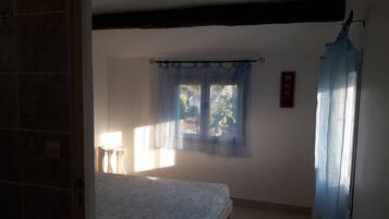 1 chambre, fer et planche Ă repasser, Wi-Fi