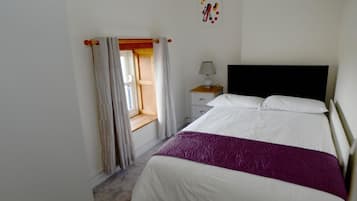 4 bedrooms, individually decorated, individually furnished, desk