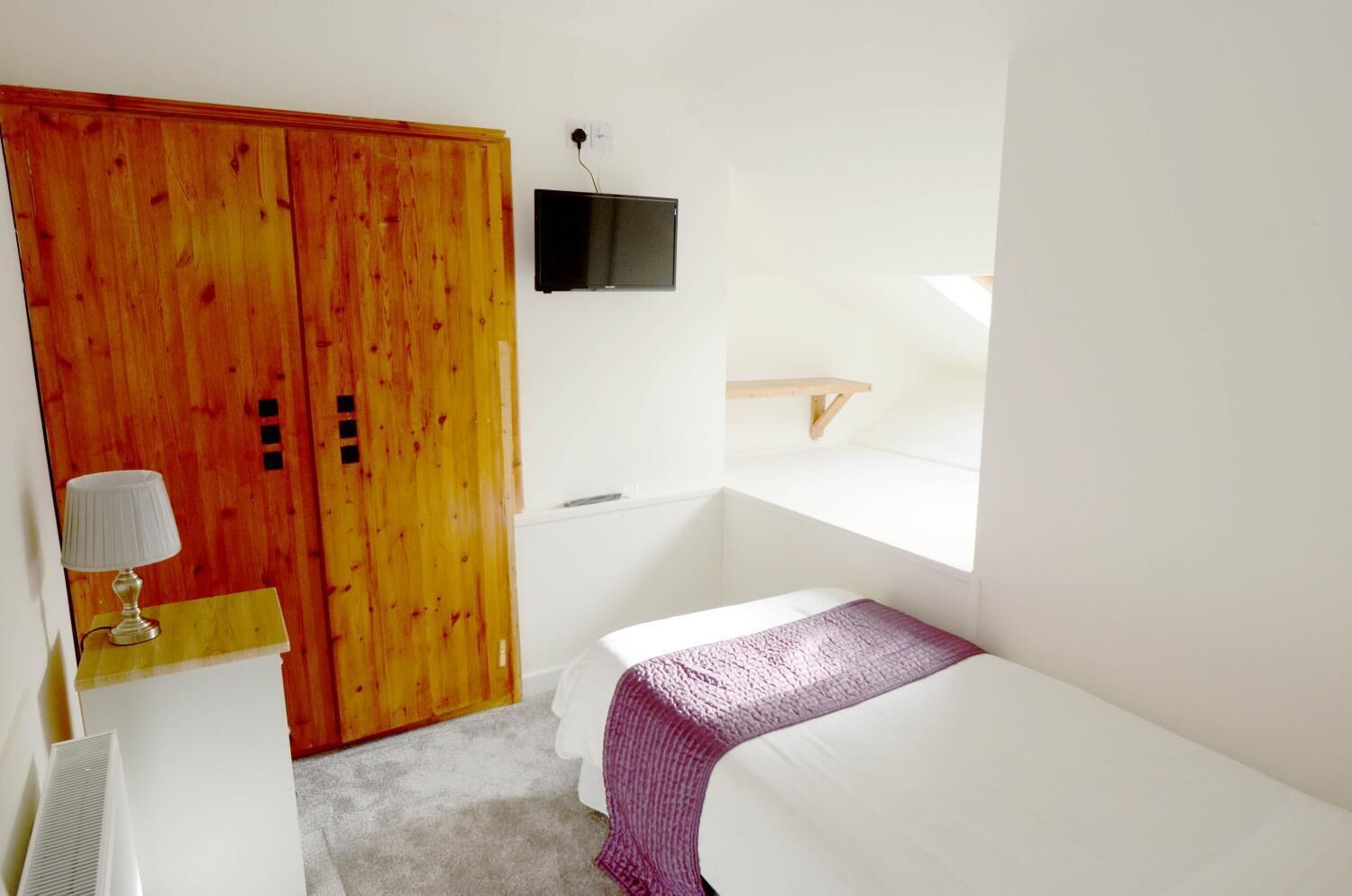 4 chambres, décoration personnalisée, ameublement personnalisé, bureau