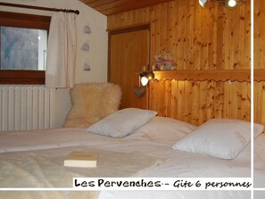 3 camere, ferro/asse da stiro, Wi-Fi