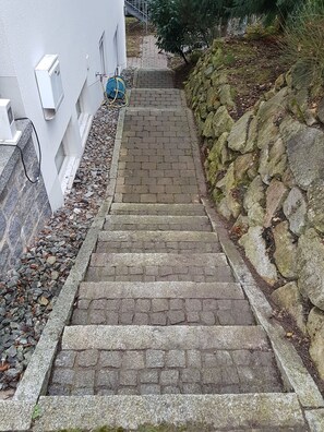 Property grounds - Apartment on a slope with a great view of the Bavarian Forest National Park (Bühel)