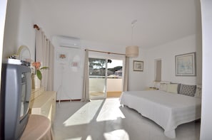 3 habitaciones y caja de seguridad en la habitación