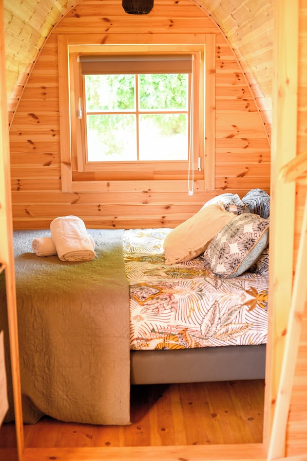 Chalet, Garden View