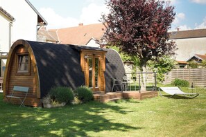 Chalet, Garden View