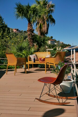 Exterior - Al 33 Giri (Cefalù)