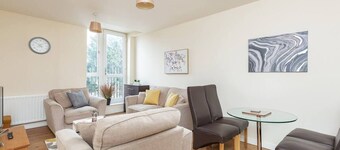 Golden Heights 8