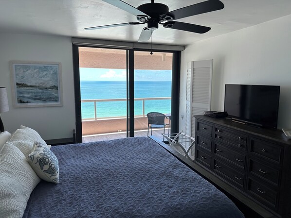 1 soverom, skrivebord, strykejern/-brett og wi-fi (inkludert)