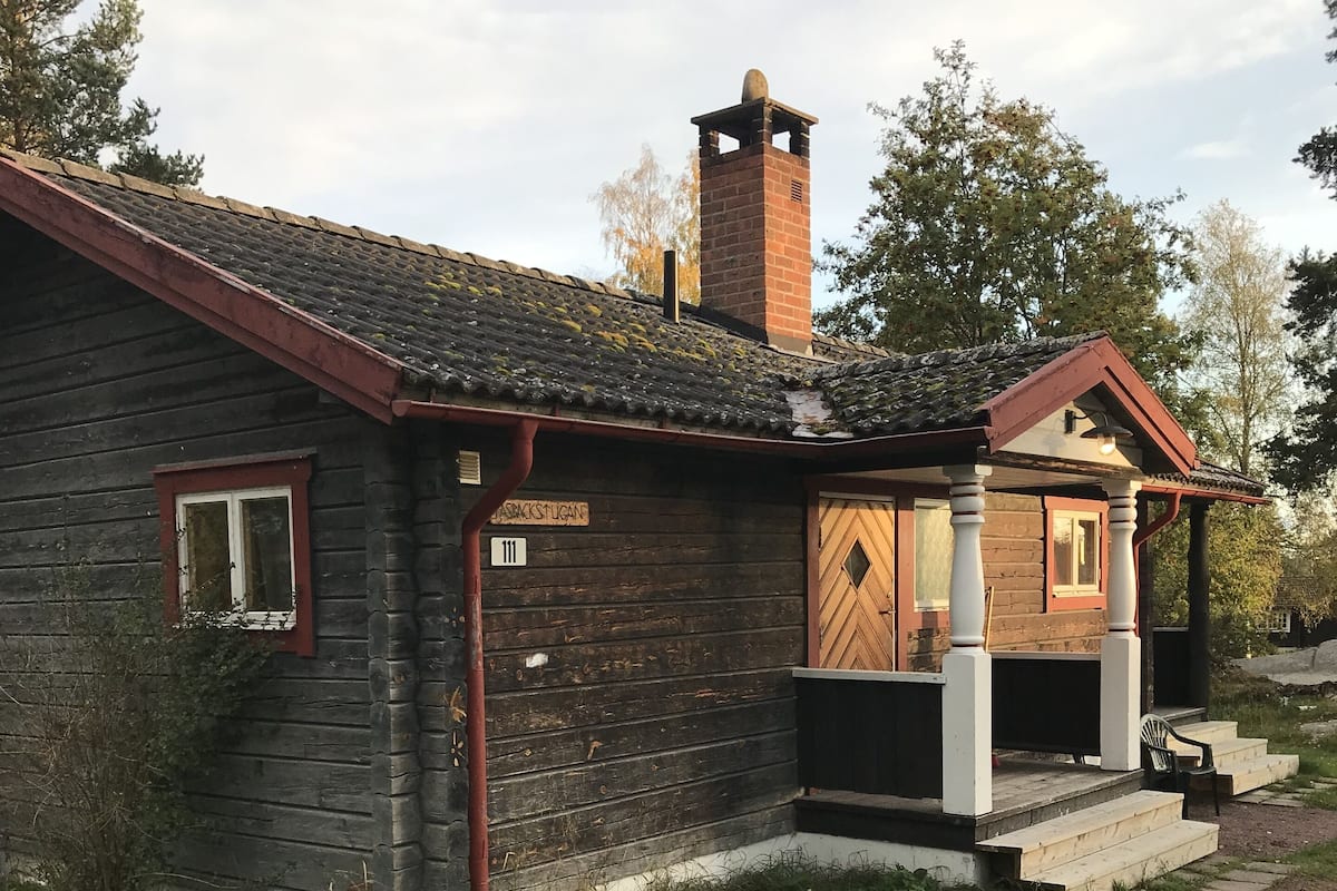 Ferienhütte (6 Beds, 111) | 2 Schlafzimmer, individuell dekoriert, individuell eingerichtet