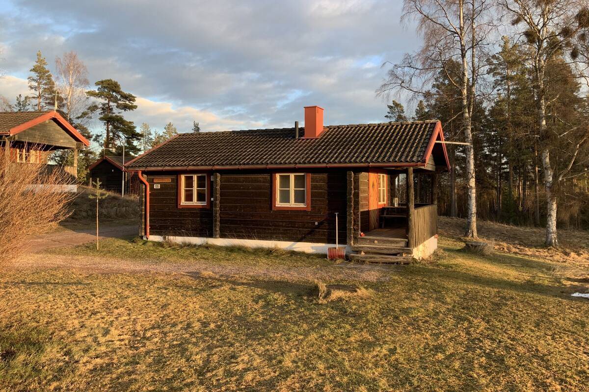 Ferienhütte (4 Beds, 106) | 2 Schlafzimmer, individuell dekoriert, individuell eingerichtet