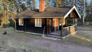 Huisje (5 Beds, 117) | 2 slaapkamers, gratis babybedden, gratis wifi, individueel gedecoreerd