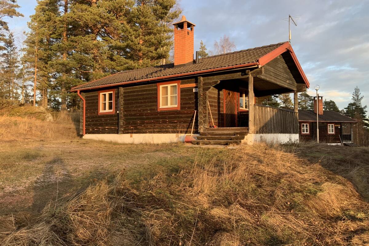 Ferienhütte (5 Beds, 109) | 2 Schlafzimmer, individuell dekoriert, individuell eingerichtet