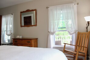 9 bedrooms, iron/ironing board, free WiFi, bed sheets - Private Killington Area Inn all to Yourself! (Pittsfield)