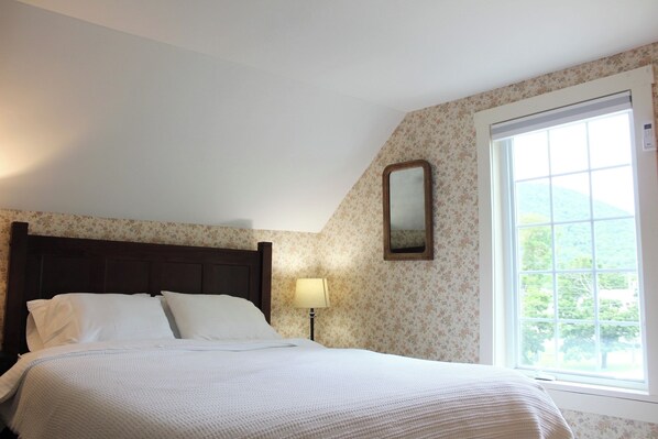 9 habitaciones, tabla de planchar con plancha y wifi gratis 