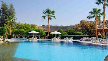 Standard Room, 2 Queen Beds, Pool View, Mountainside | Minibar, in-room safe, iron/ironing board, free WiFi